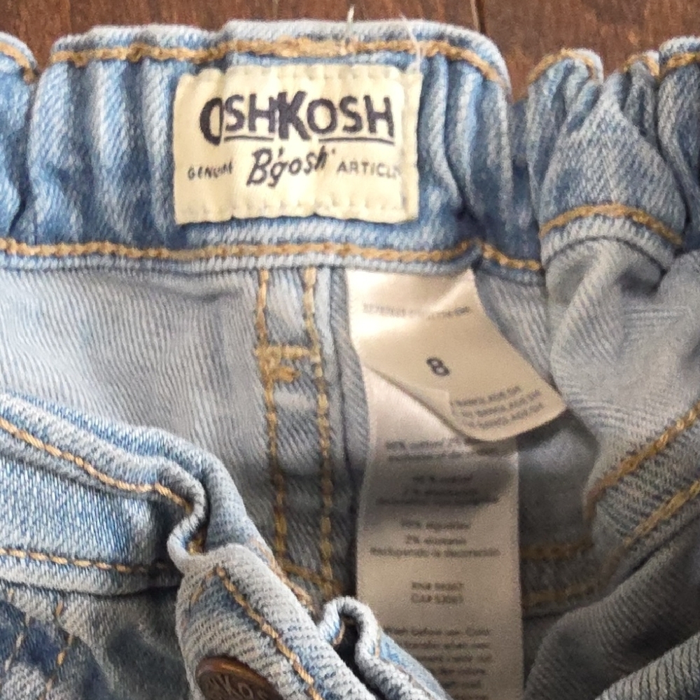 OshKosh B'gosh Light Blue Jeans with Butterfly - Picture 2 of 5